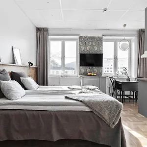 Forenom Bromma 3* Sztokholm